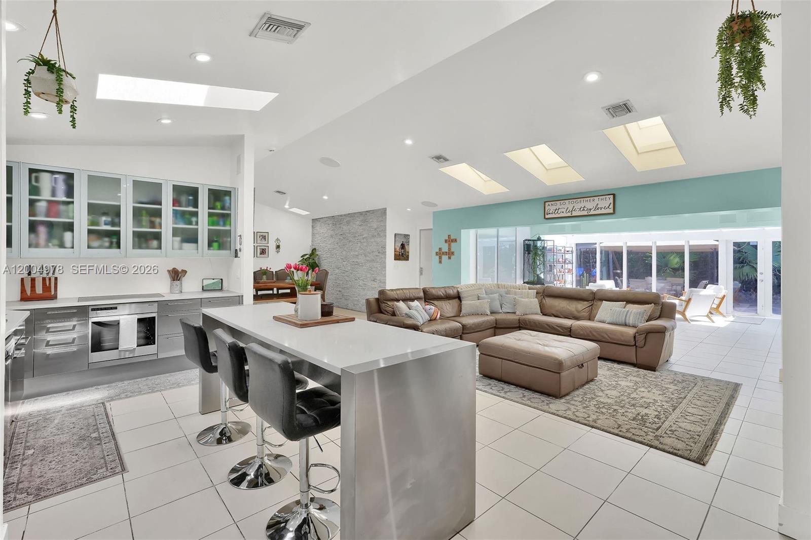 WEITZER SHAUNA MEADOWS SE - Residential