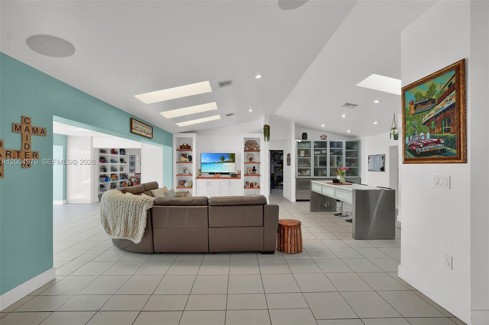 WEITZER SHAUNA MEADOWS SE - Residential