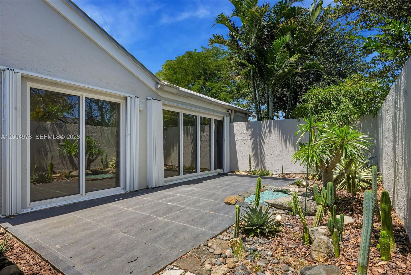 WEITZER SHAUNA MEADOWS SE - Residential