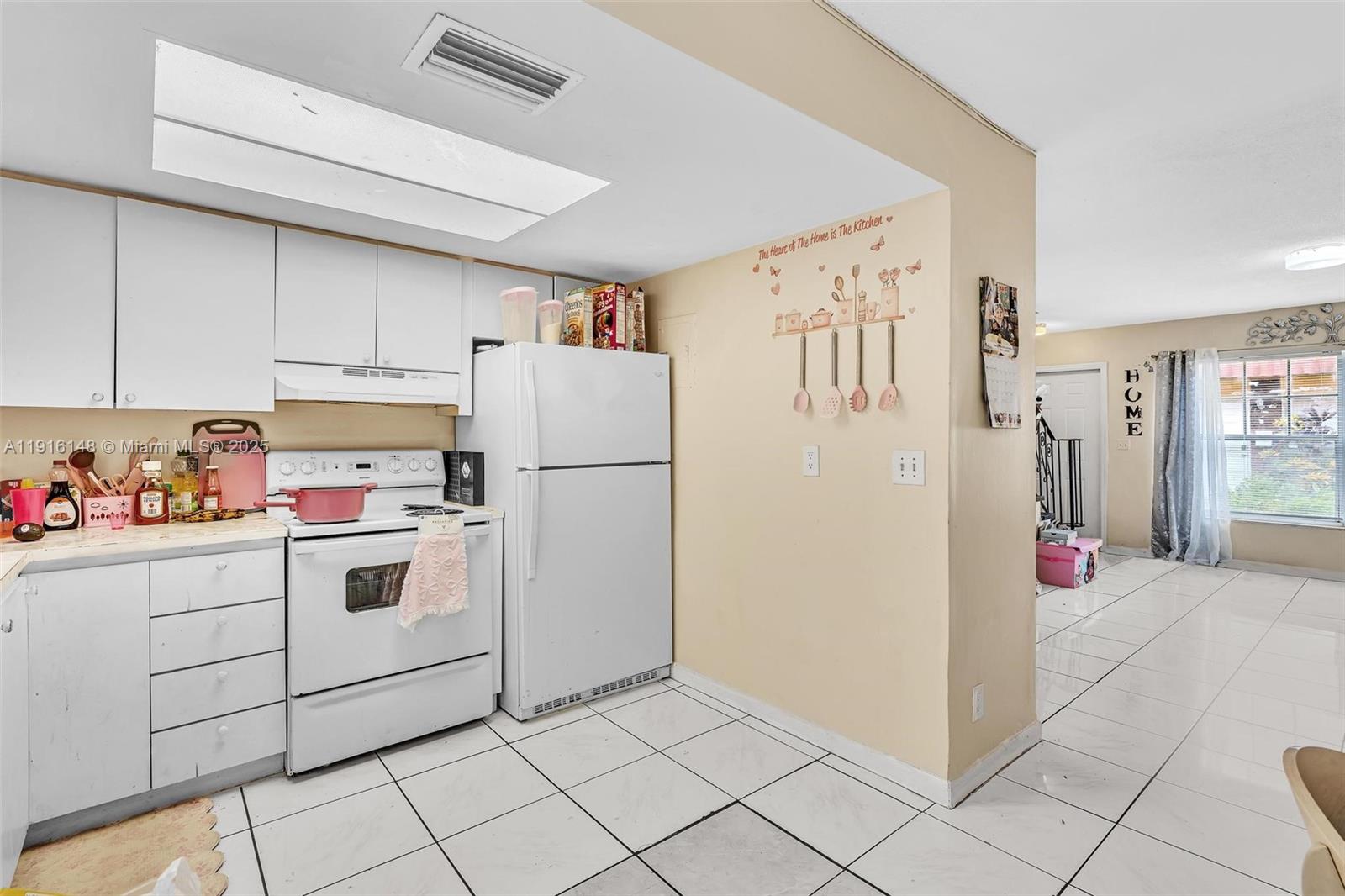 ROYAL OAKS TOWNHOUSE 5 CO - Residential