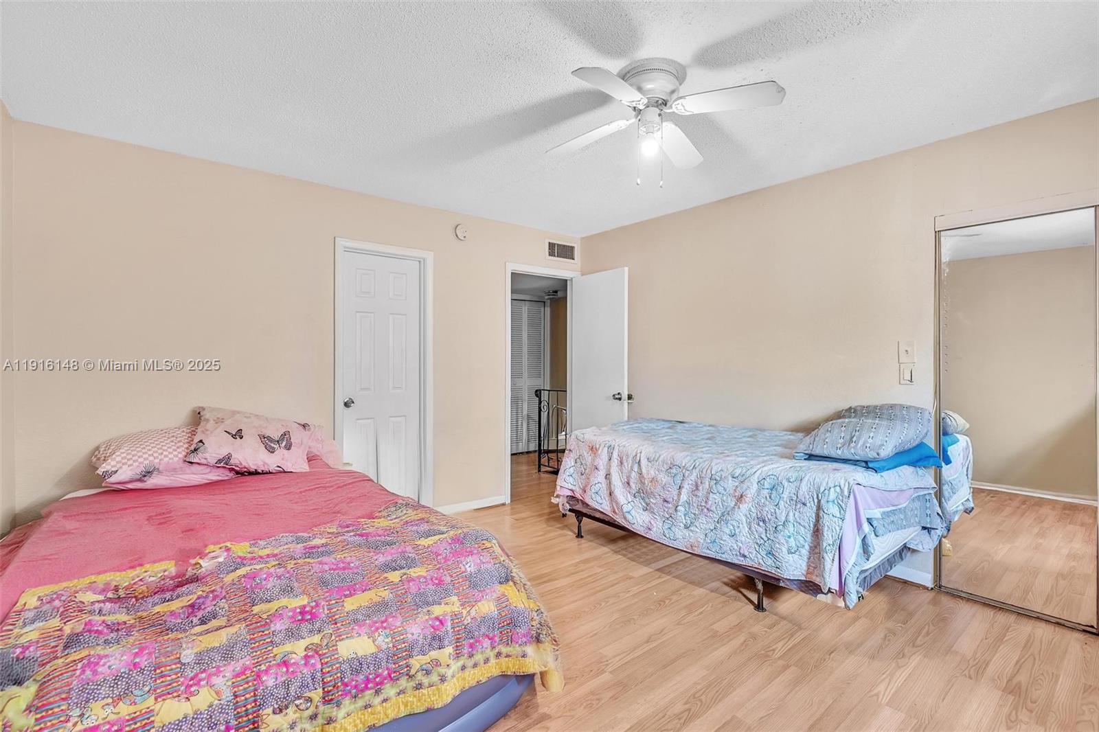 ROYAL OAKS TOWNHOUSE 5 CO - Residential