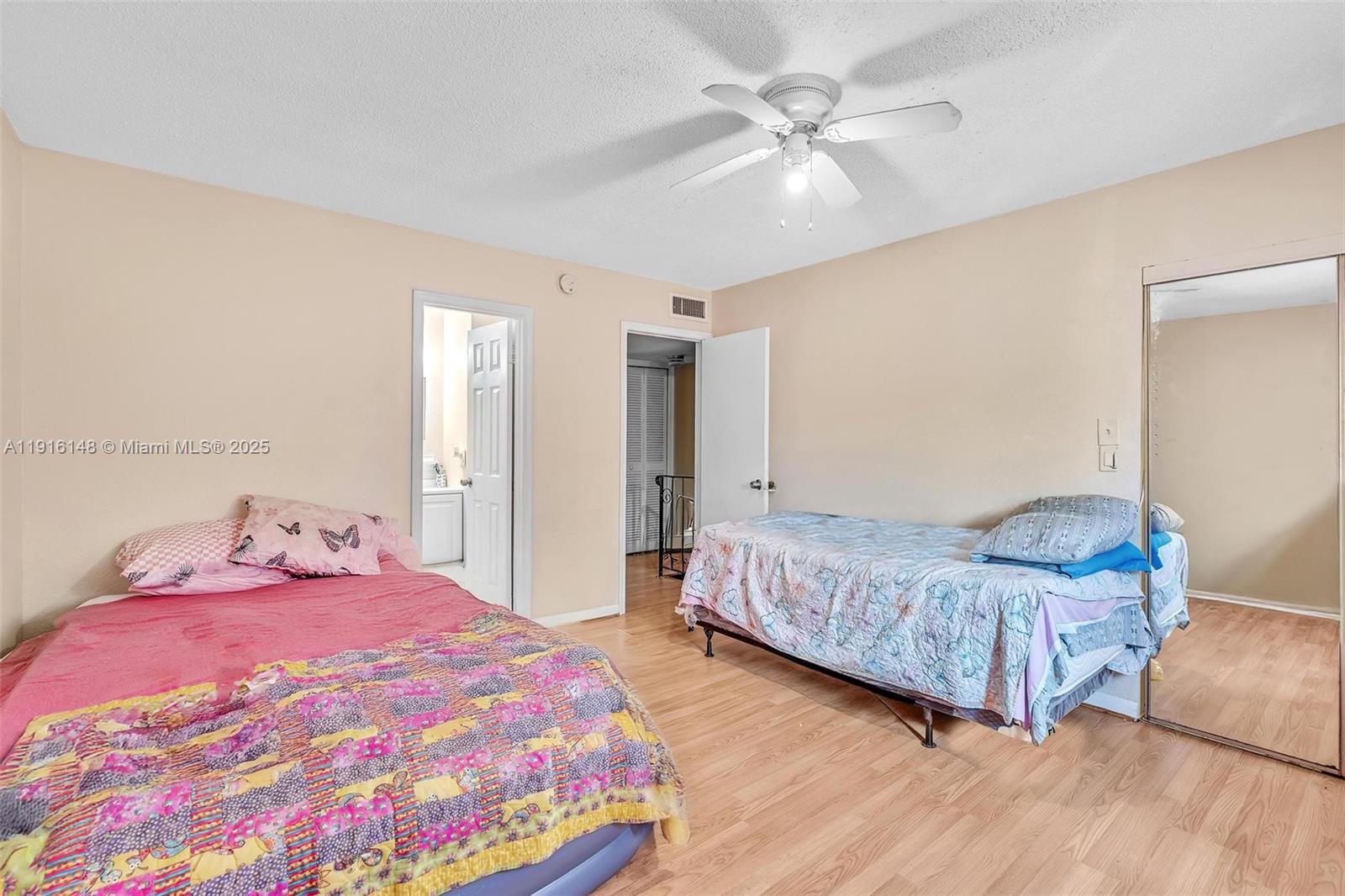 ROYAL OAKS TOWNHOUSE 5 CO - Residential