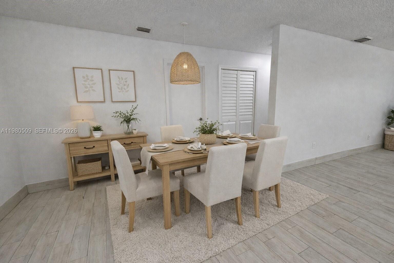 FIRST ADDITION TO CANAL G - Residential Lease