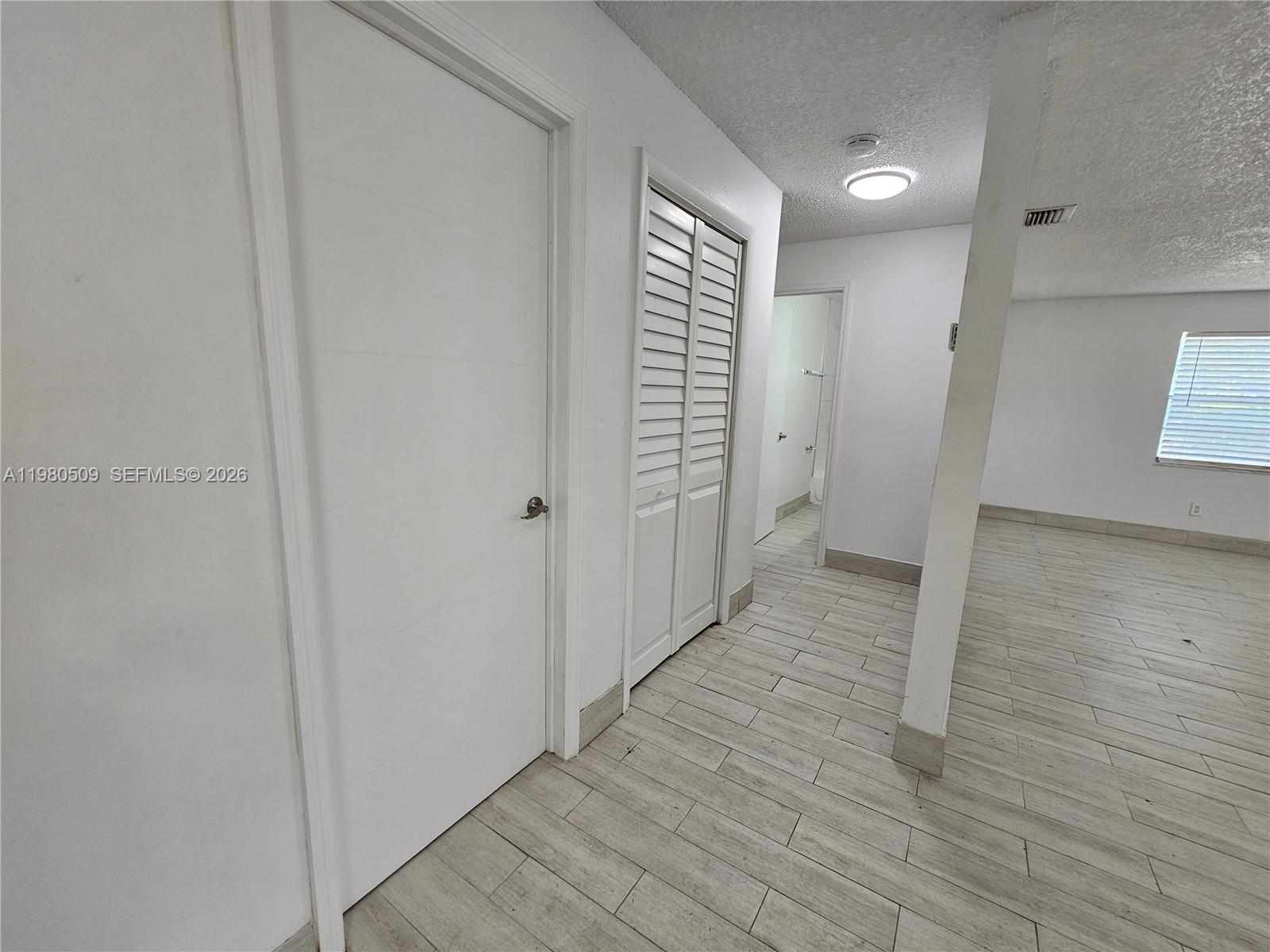 FIRST ADDITION TO CANAL G - Residential Lease