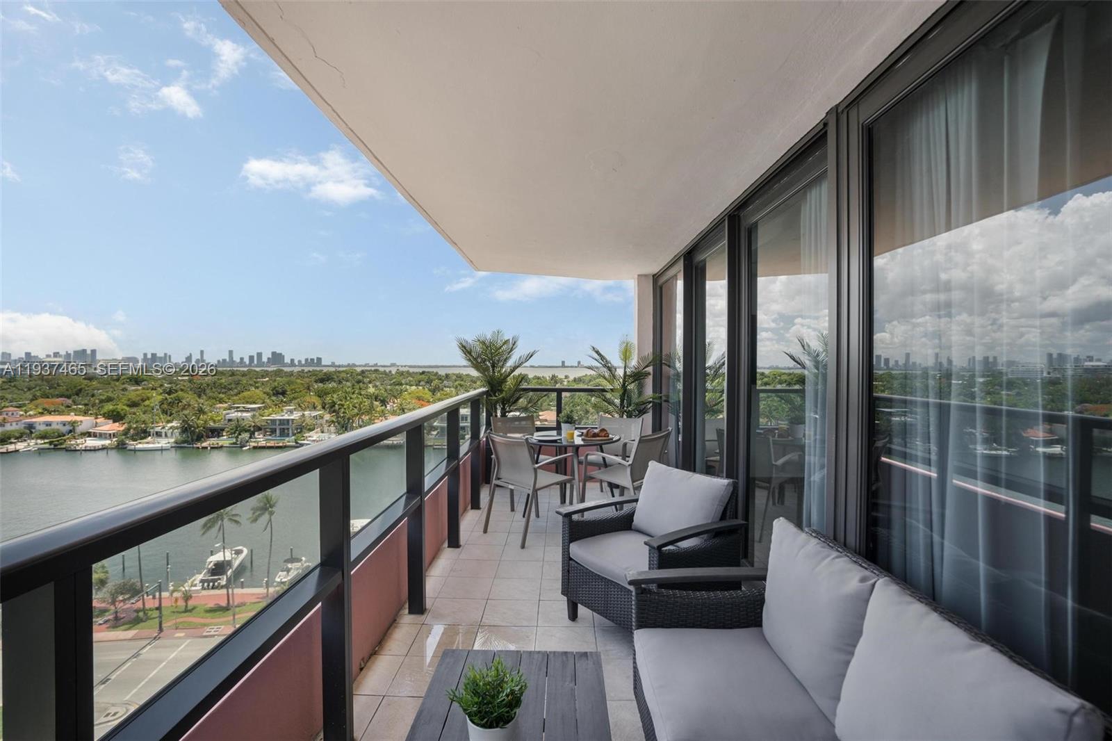 THE ALEXANDER CONDO - Residential