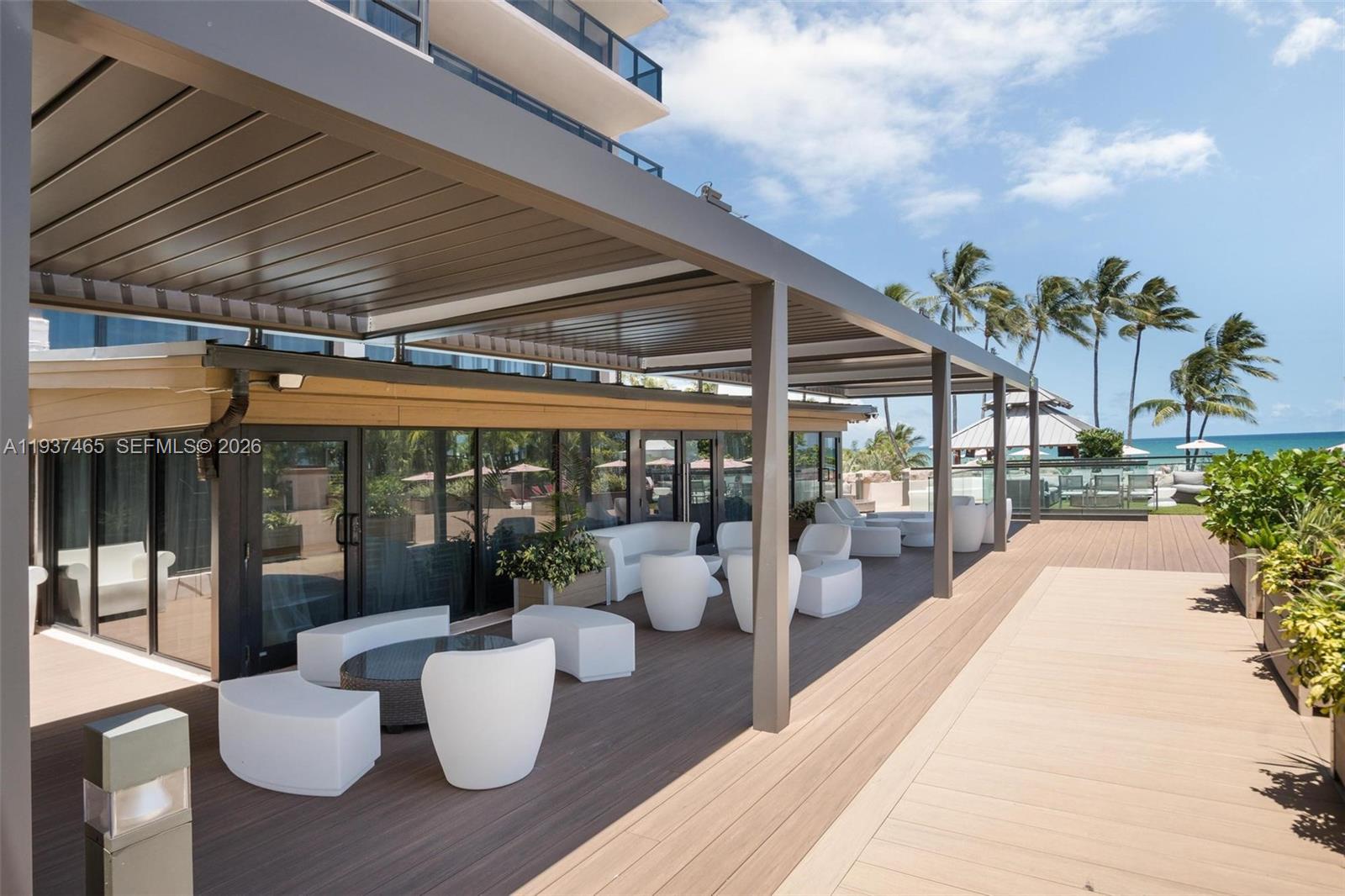 THE ALEXANDER CONDO - Residential