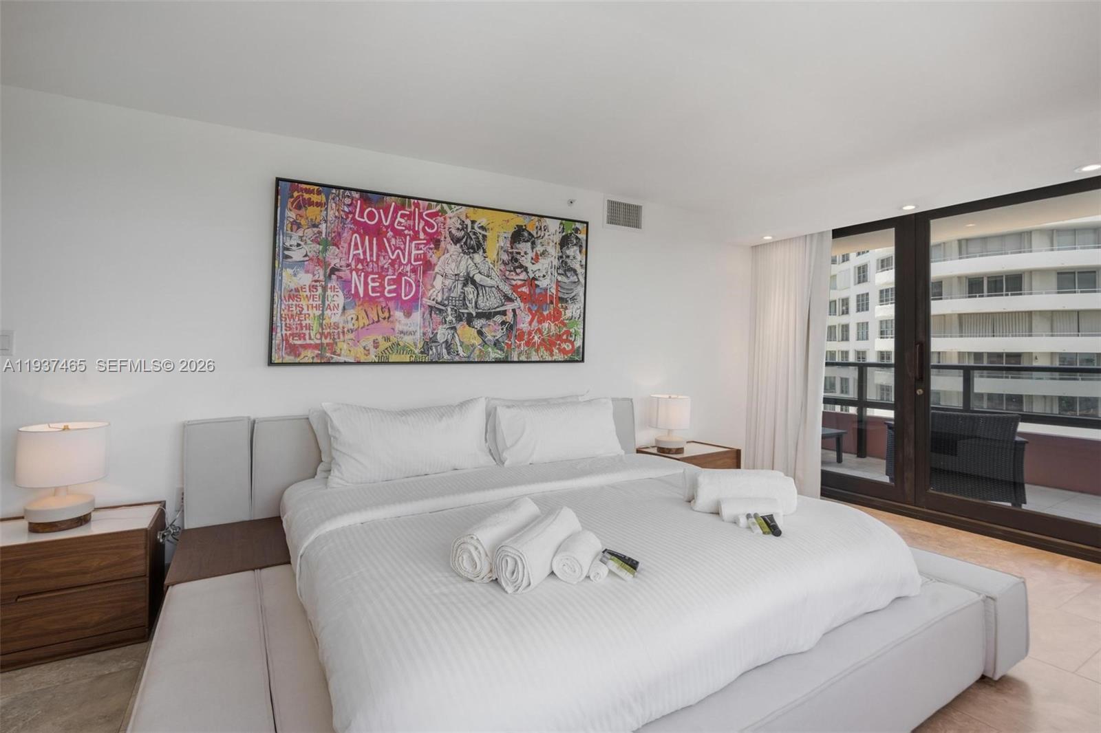 THE ALEXANDER CONDO - Residential