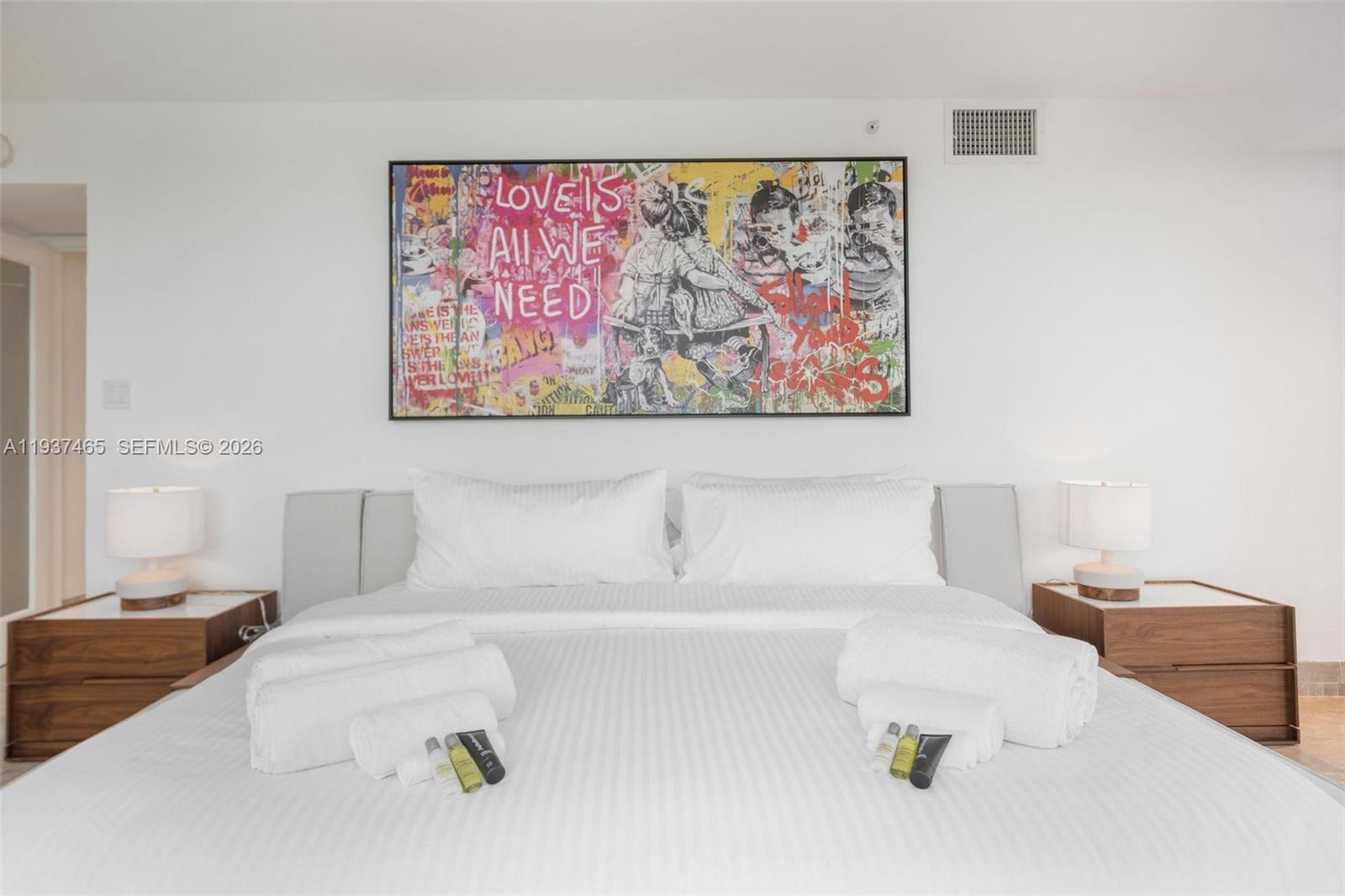 THE ALEXANDER CONDO - Residential