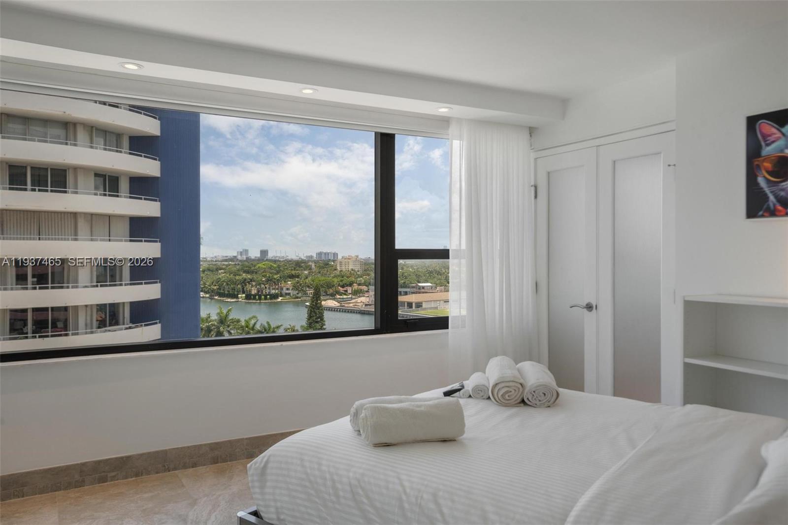 THE ALEXANDER CONDO - Residential