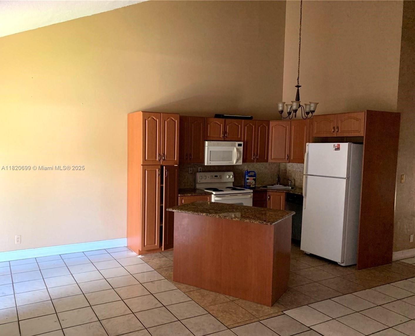 2442 NW 55th Ter