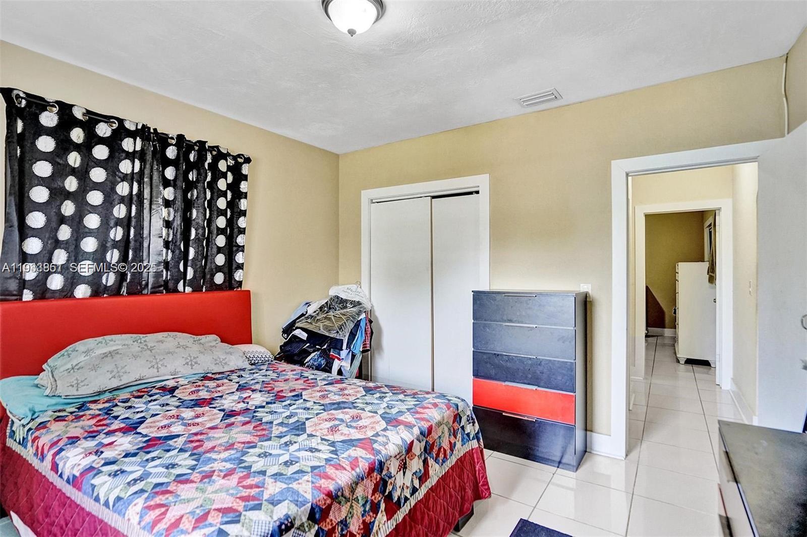 LIBERTY CITY - Residential