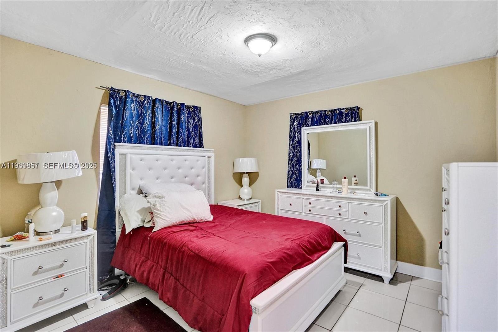 LIBERTY CITY - Residential