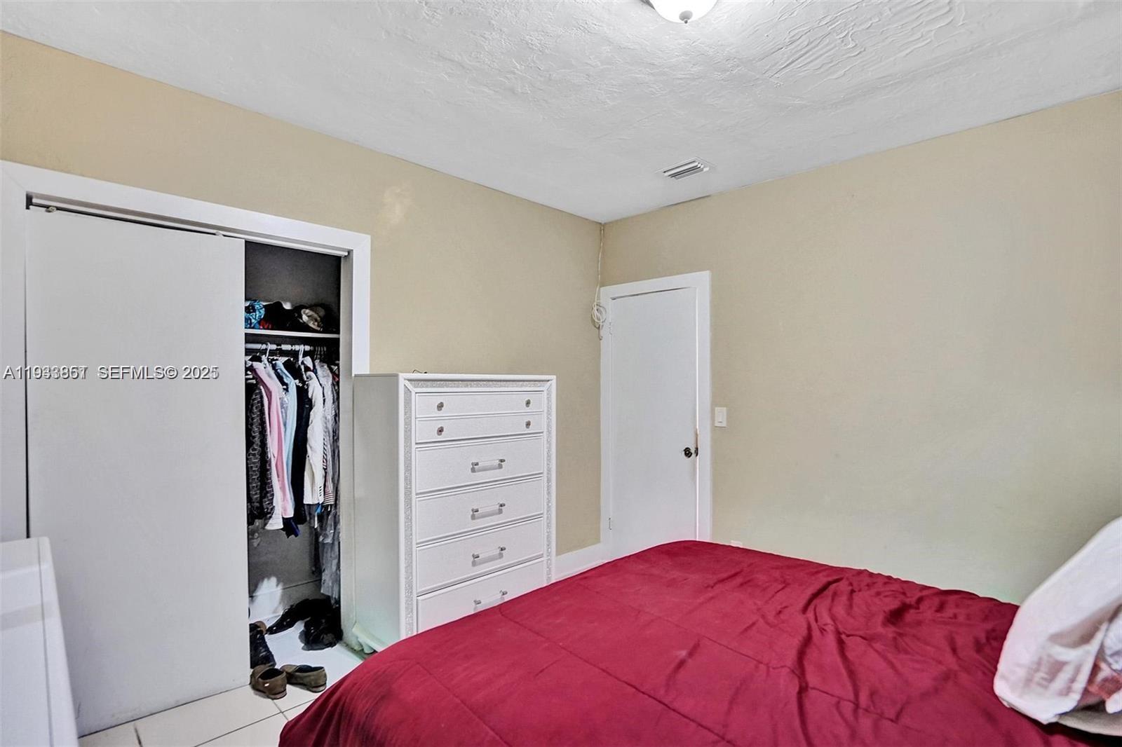 LIBERTY CITY - Residential