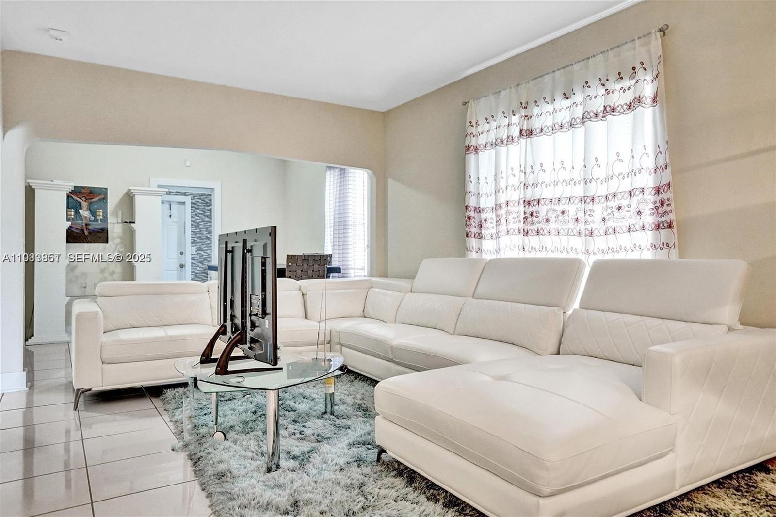 LIBERTY CITY - Residential