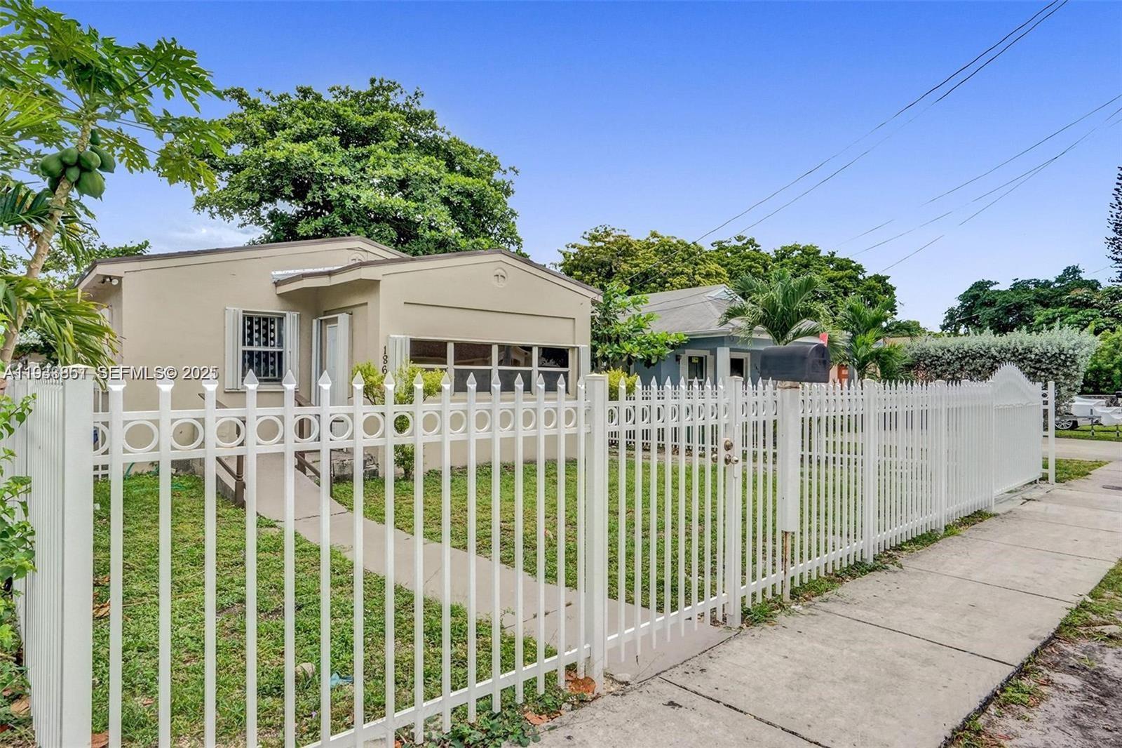 LIBERTY CITY - Residential