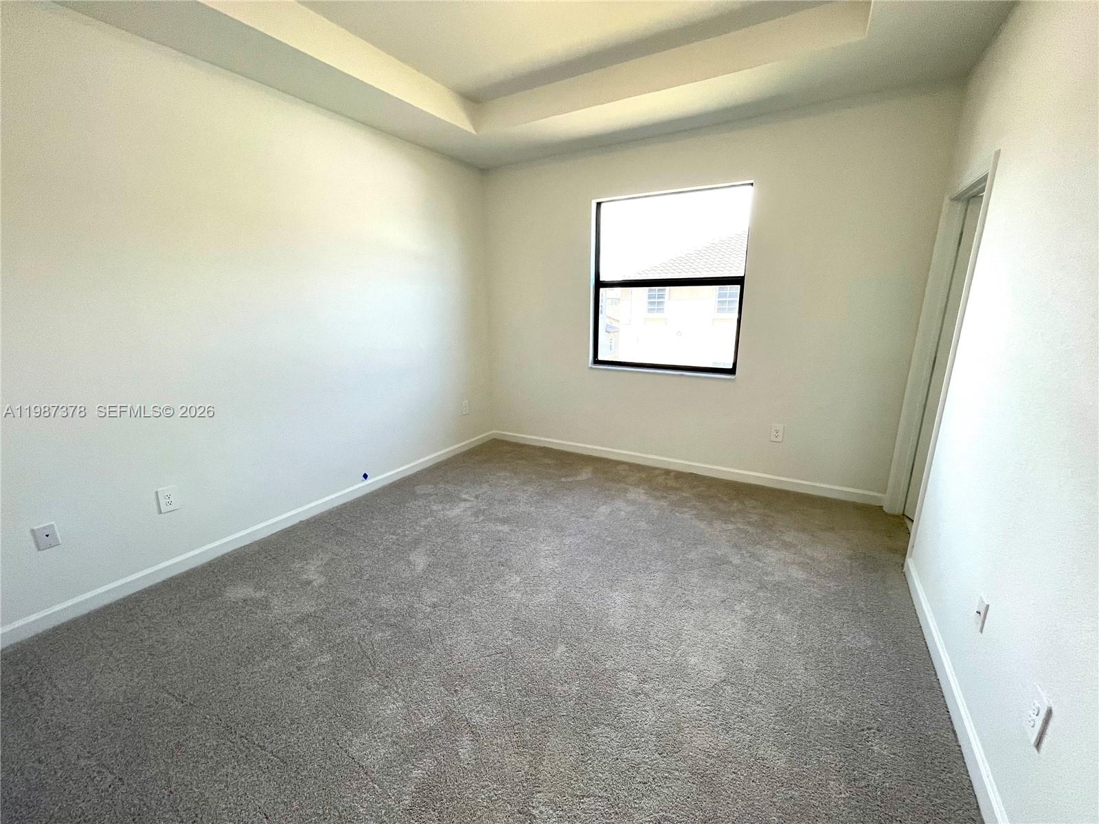 SILVER PALM RESIDENTIAL H - Residential Lease