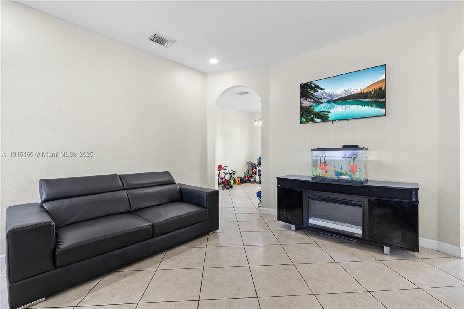 SALMA LAKE PHASE 2 - Residential