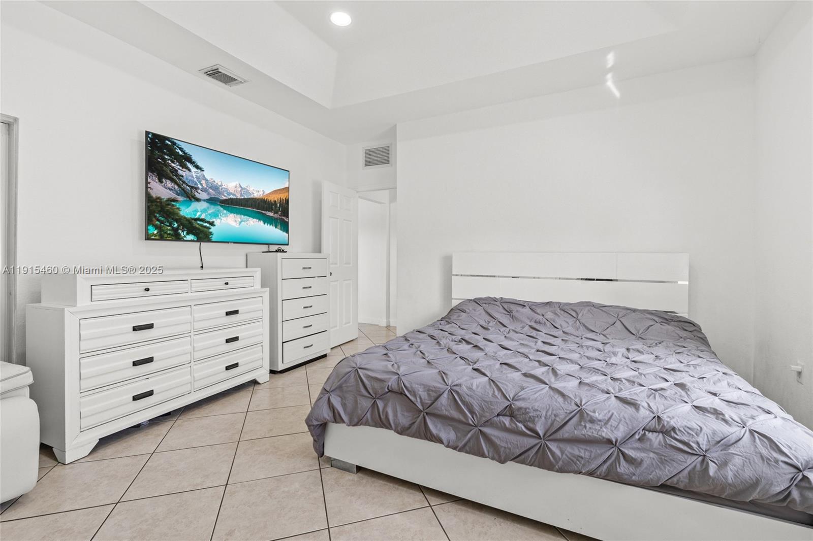 SALMA LAKE PHASE 2 - Residential