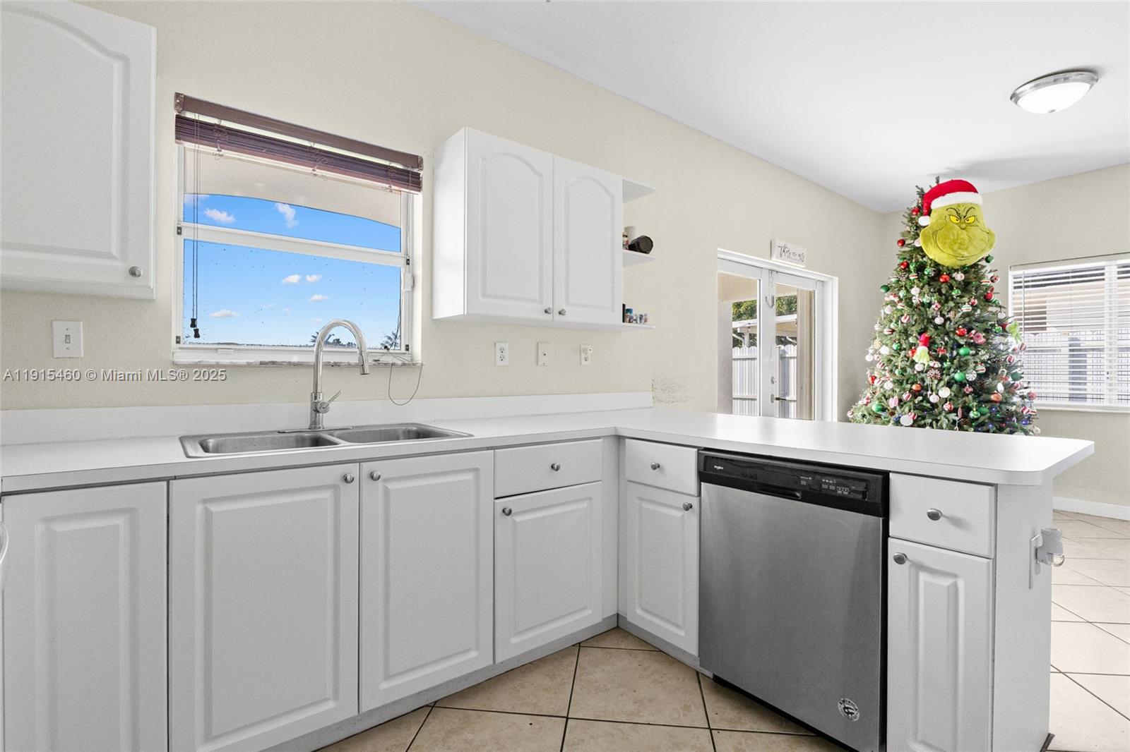 SALMA LAKE PHASE 2 - Residential