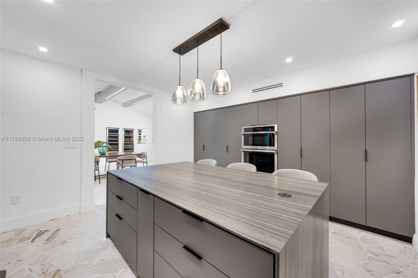 AMD PL BISCAYNE PINES - Residential