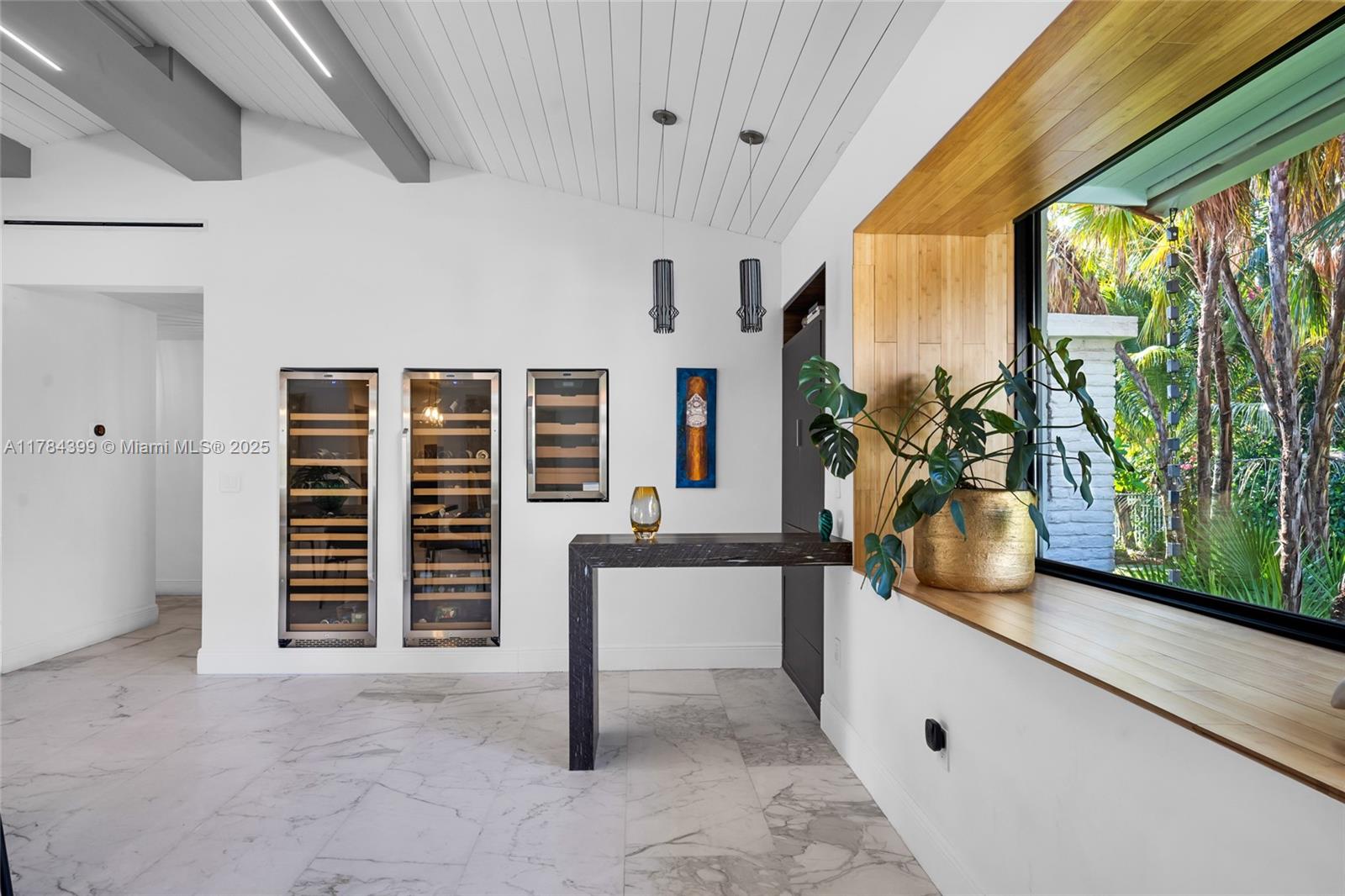AMD PL BISCAYNE PINES - Residential