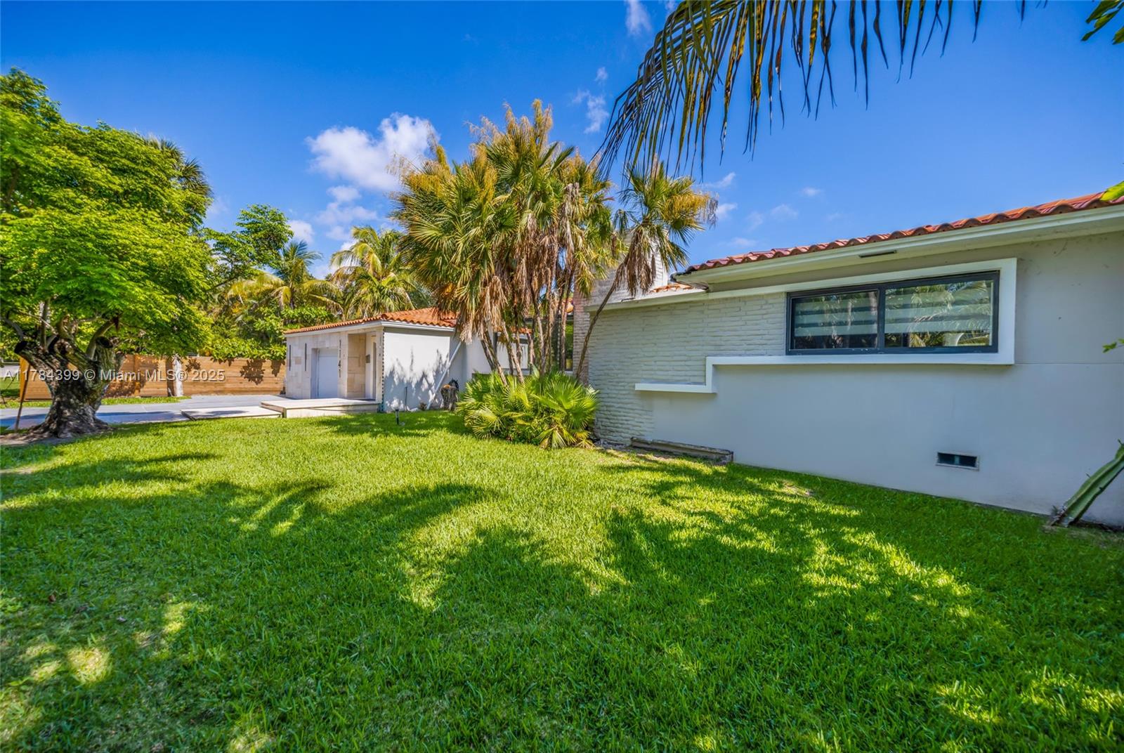 AMD PL BISCAYNE PINES - Residential