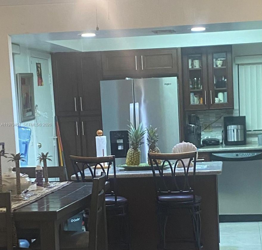 Beautiful unit in the area. Great location! Amazing natural light! 2 bedrooms/ 2 bathrooms and a family room feel like a 3rd bedrooms. All ages credit score requirement 675 per association