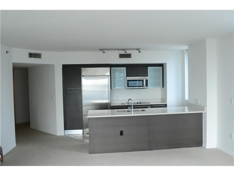 500 BRICKELL EAST TOWER - Residential Lease