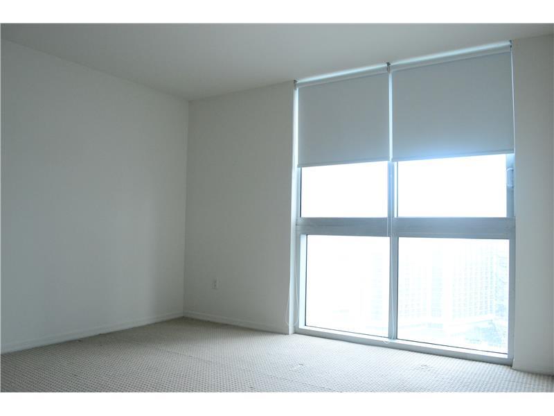 500 BRICKELL EAST TOWER - Residential Lease