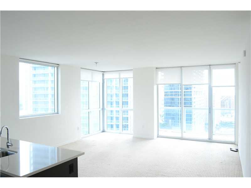 500 BRICKELL EAST TOWER - Residential Lease