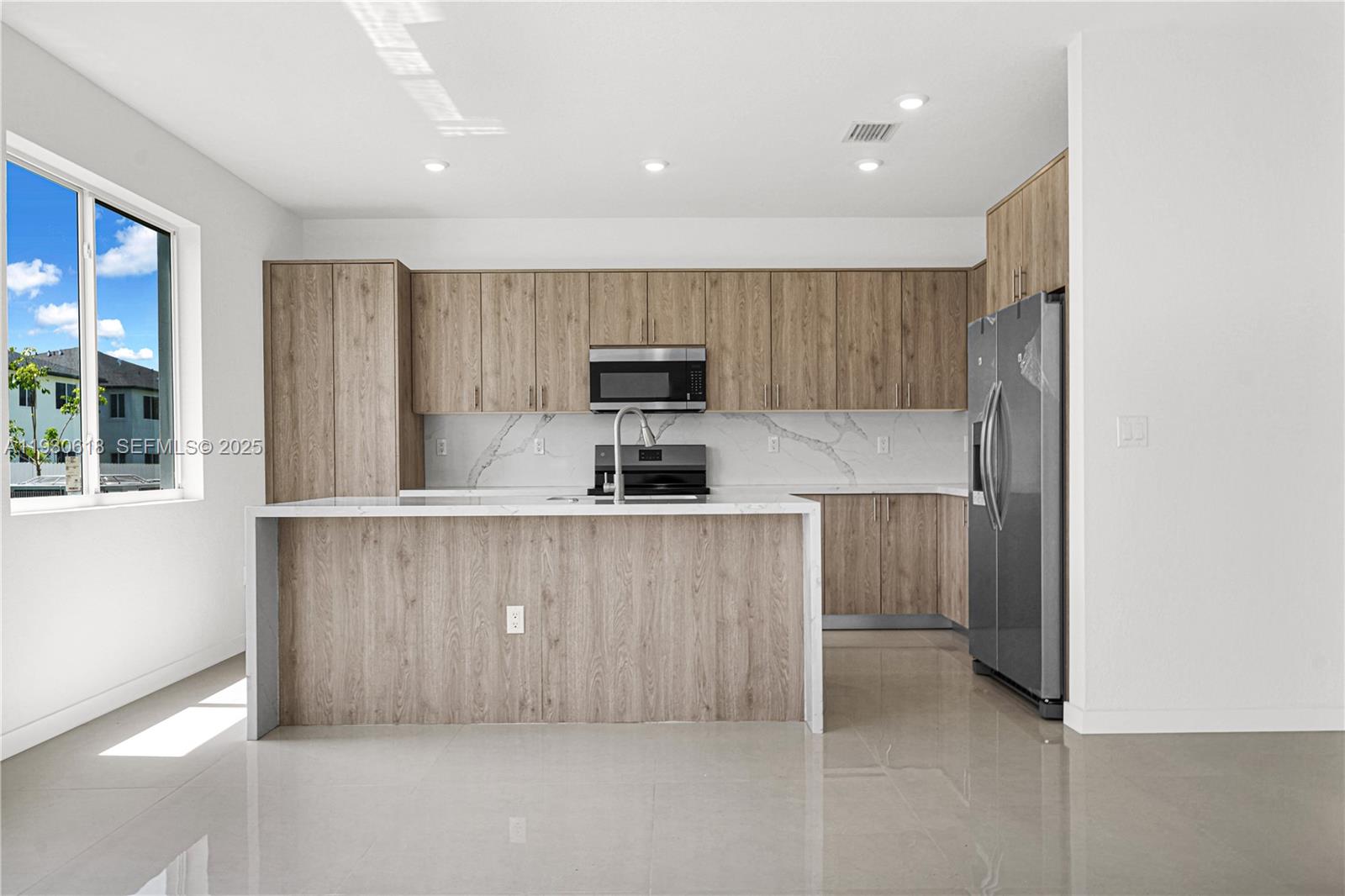 CHLOE ESTATES - Residential