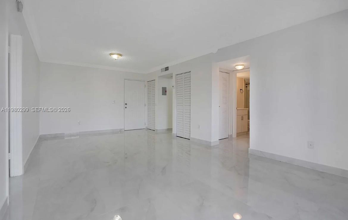 SAGA BAY GARDENS CONDO - Residential