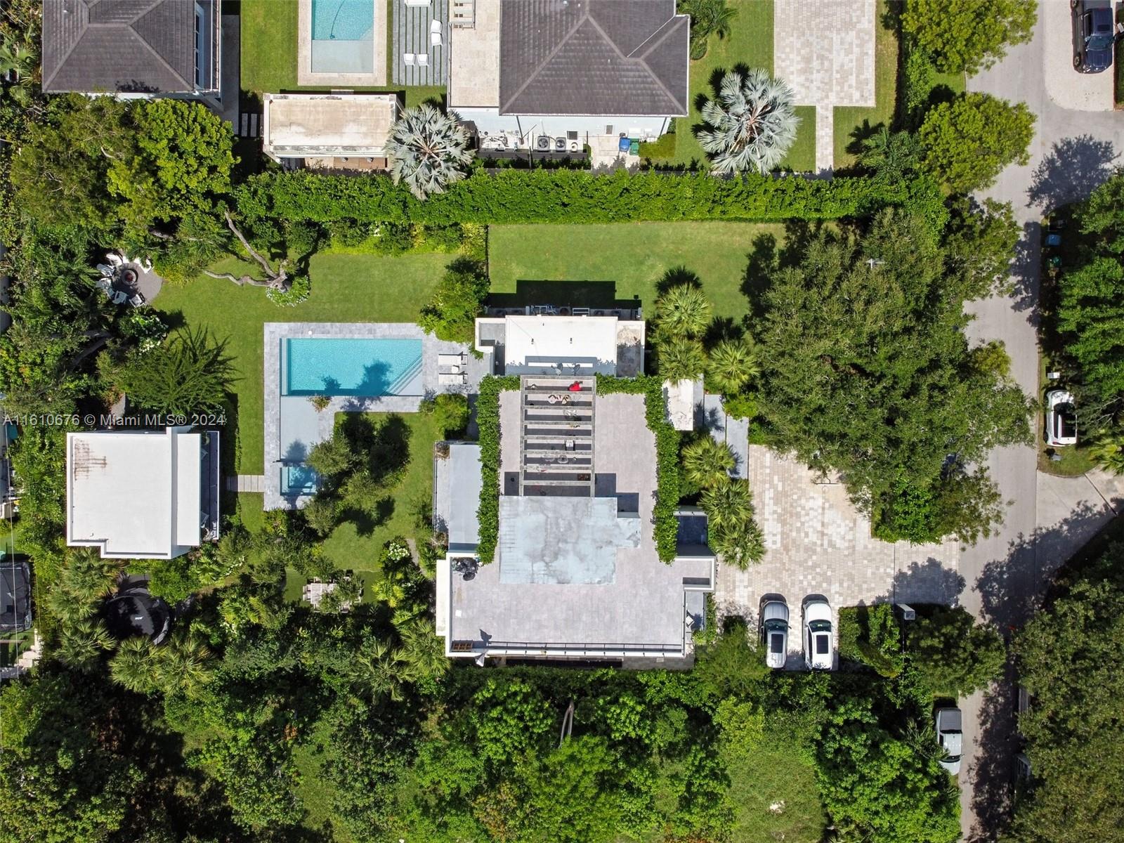 GRANADA PARK AMD - Residential