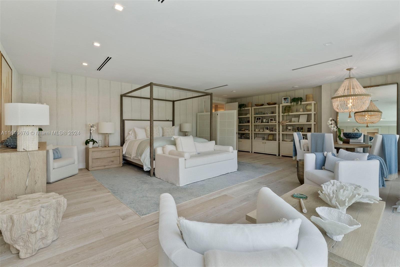 GRANADA PARK AMD - Residential