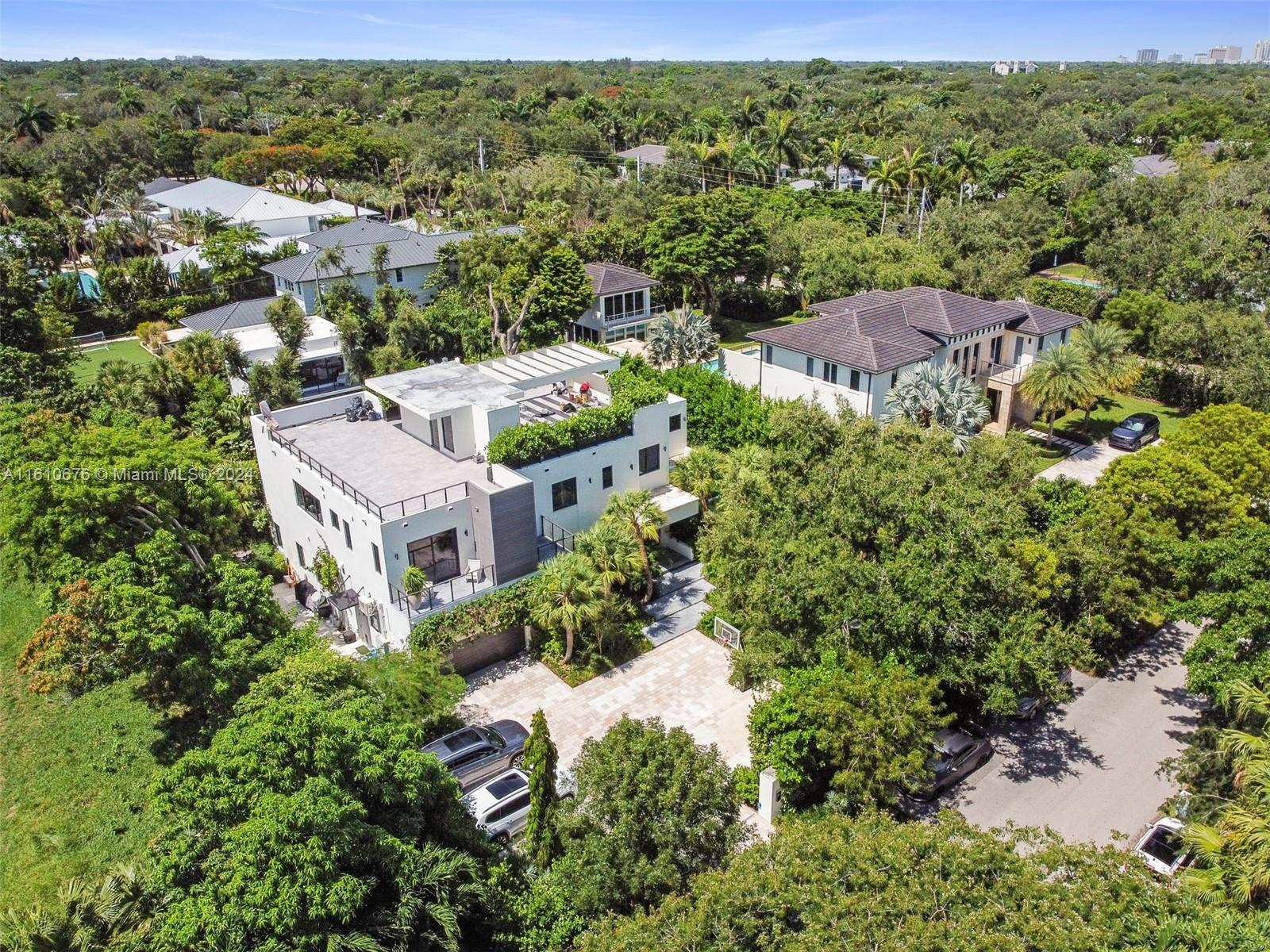 GRANADA PARK AMD - Residential