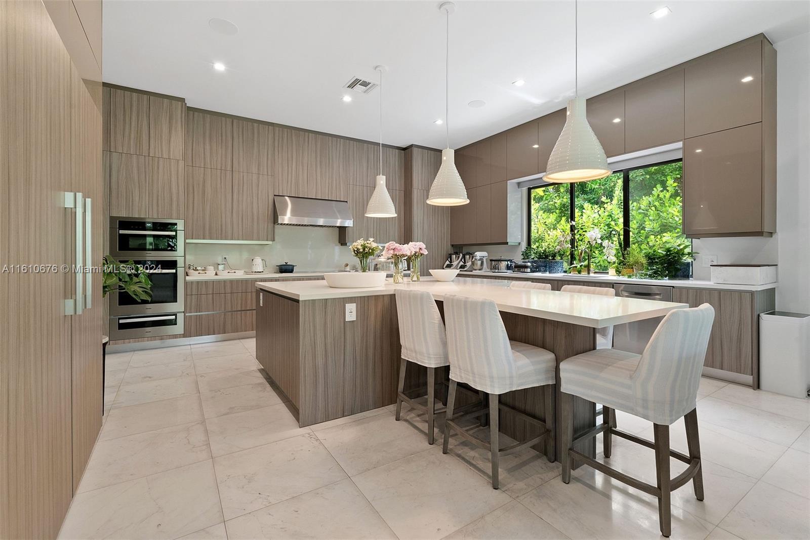 GRANADA PARK AMD - Residential