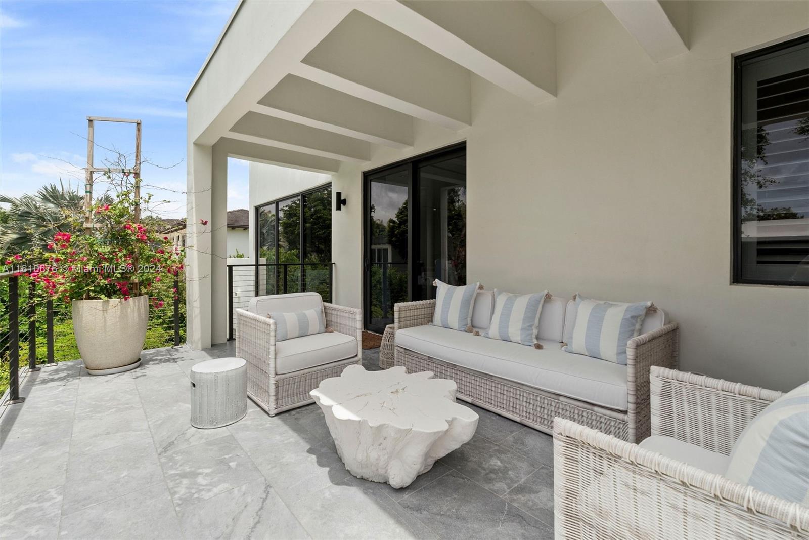 GRANADA PARK AMD - Residential