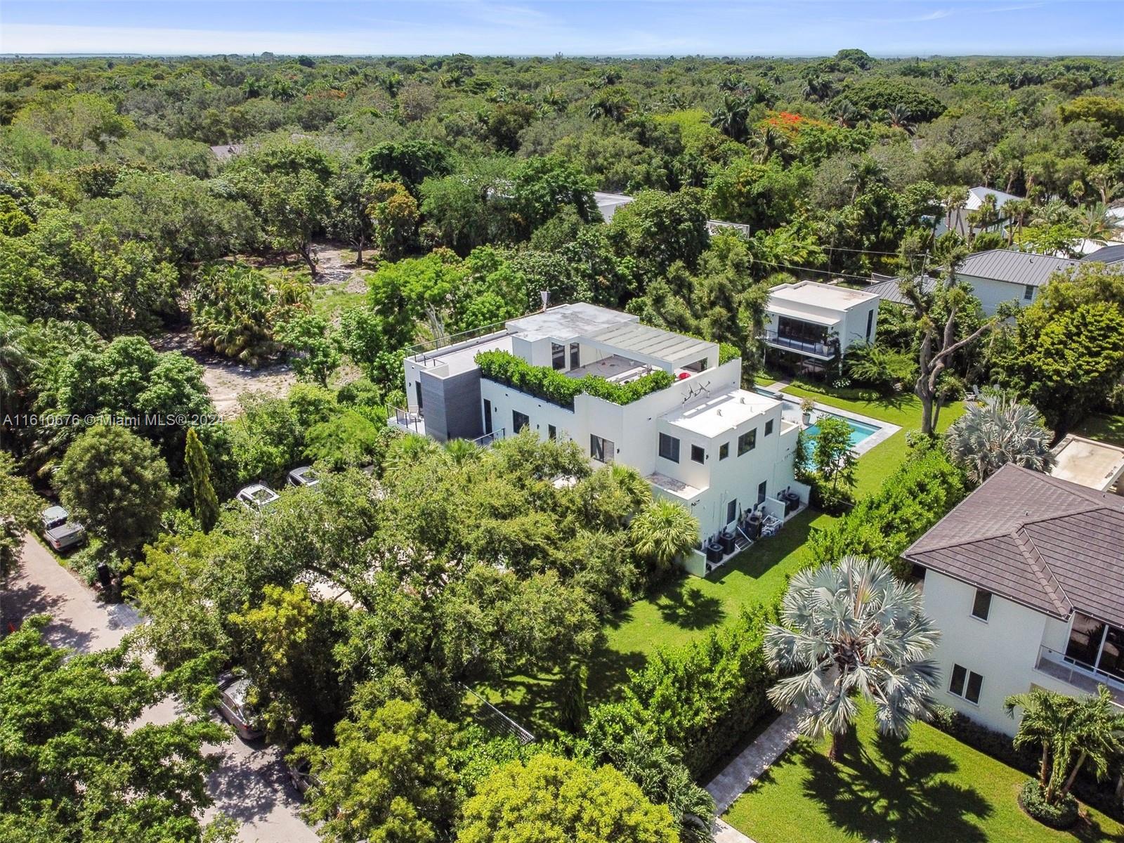 GRANADA PARK AMD - Residential