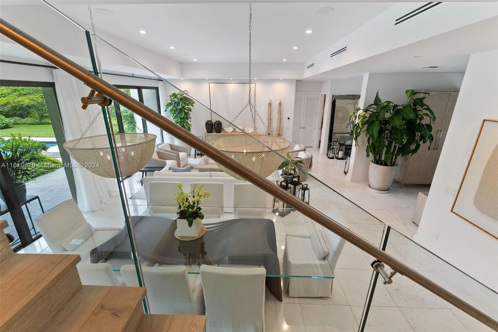 GRANADA PARK AMD - Residential