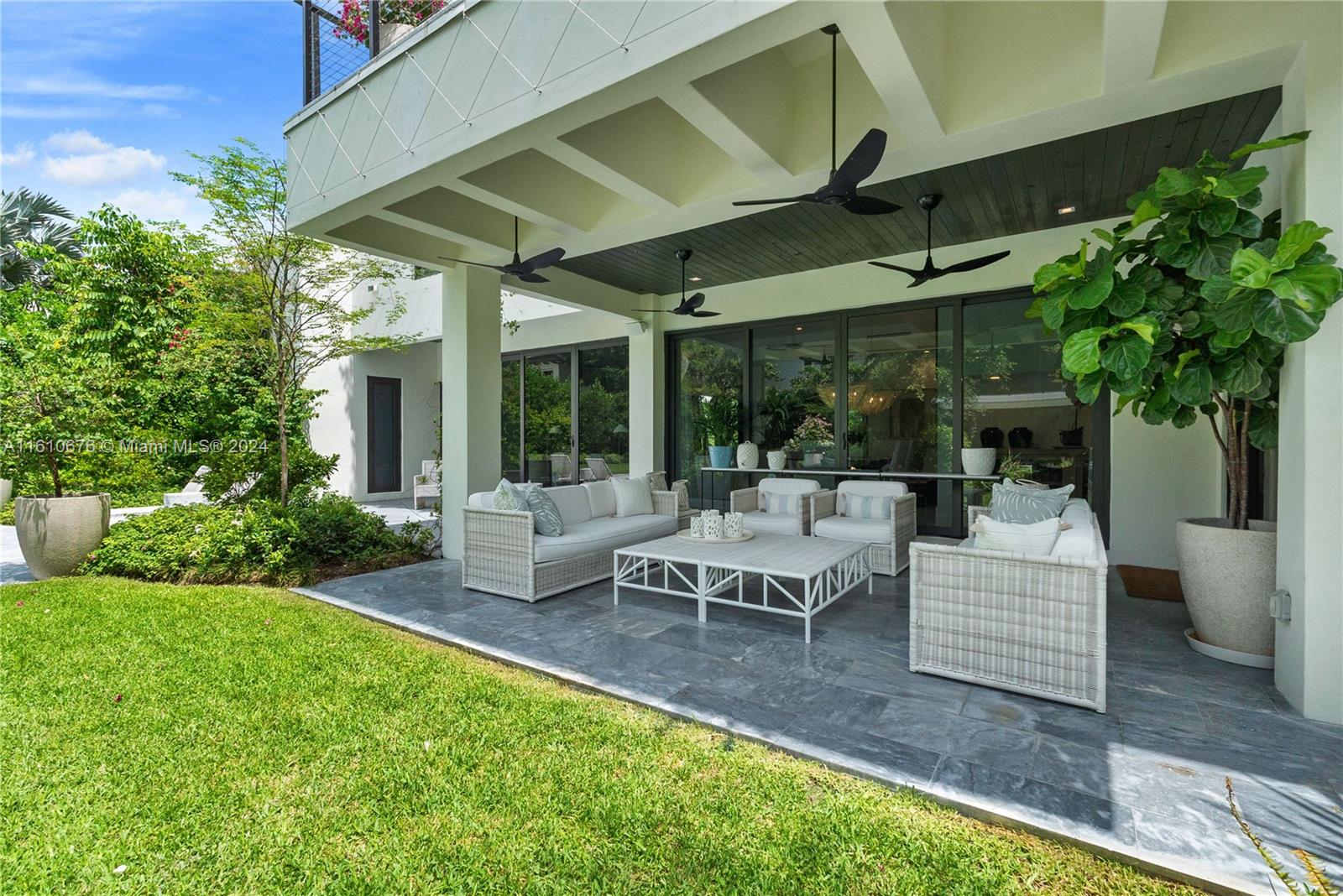 GRANADA PARK AMD - Residential