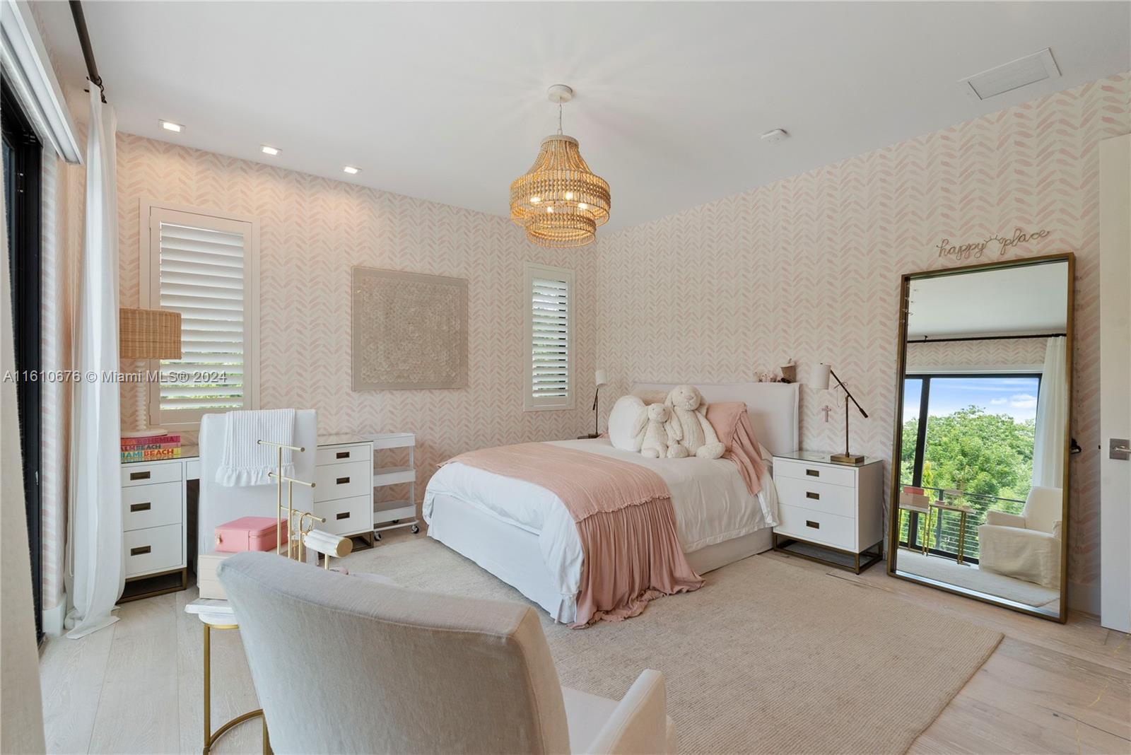 GRANADA PARK AMD - Residential