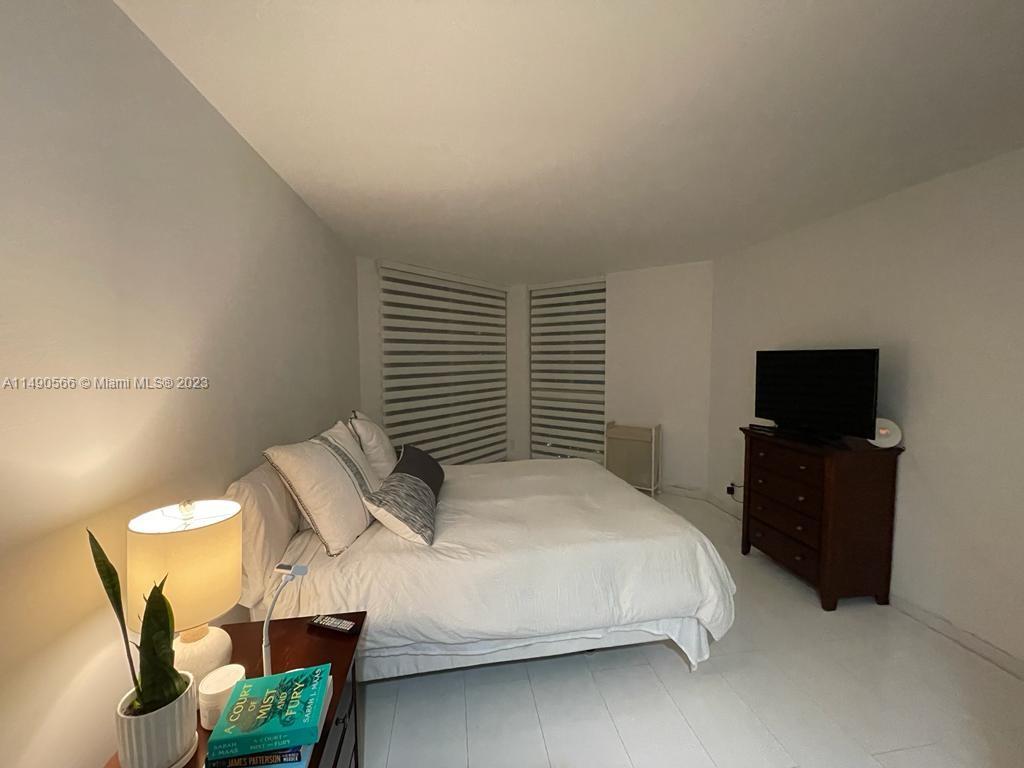 THE LANDMARK CONDO - Residential