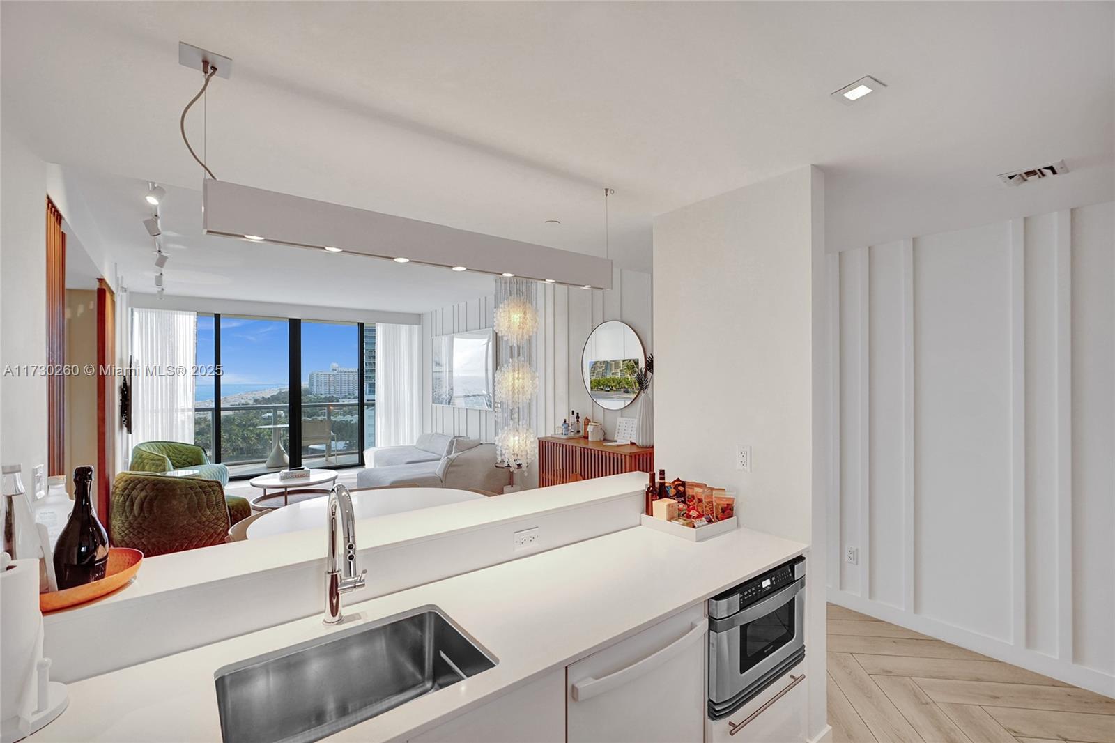 2201 COLLINS AVE CONDO - Residential