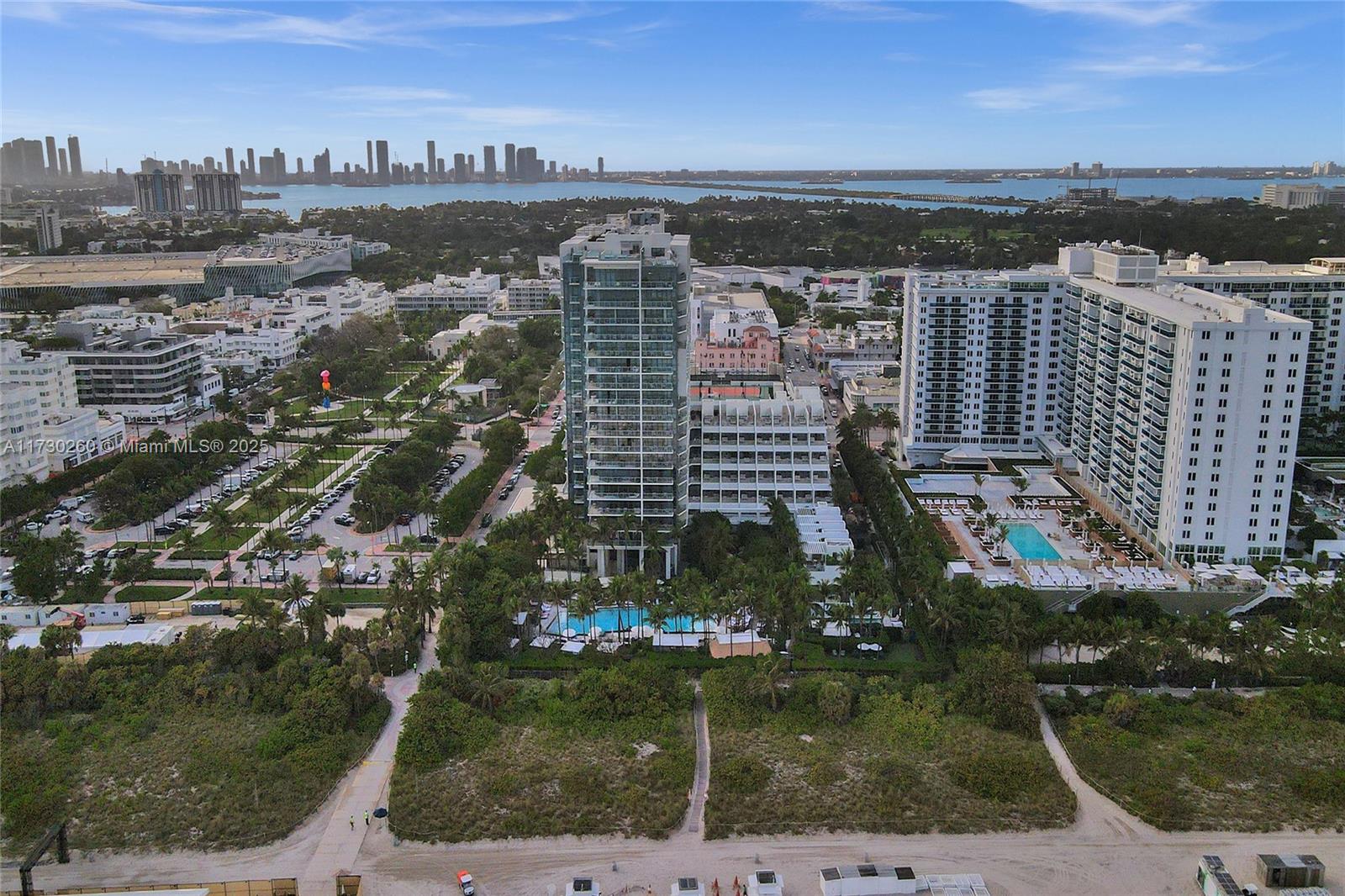 2201 COLLINS AVE CONDO - Residential