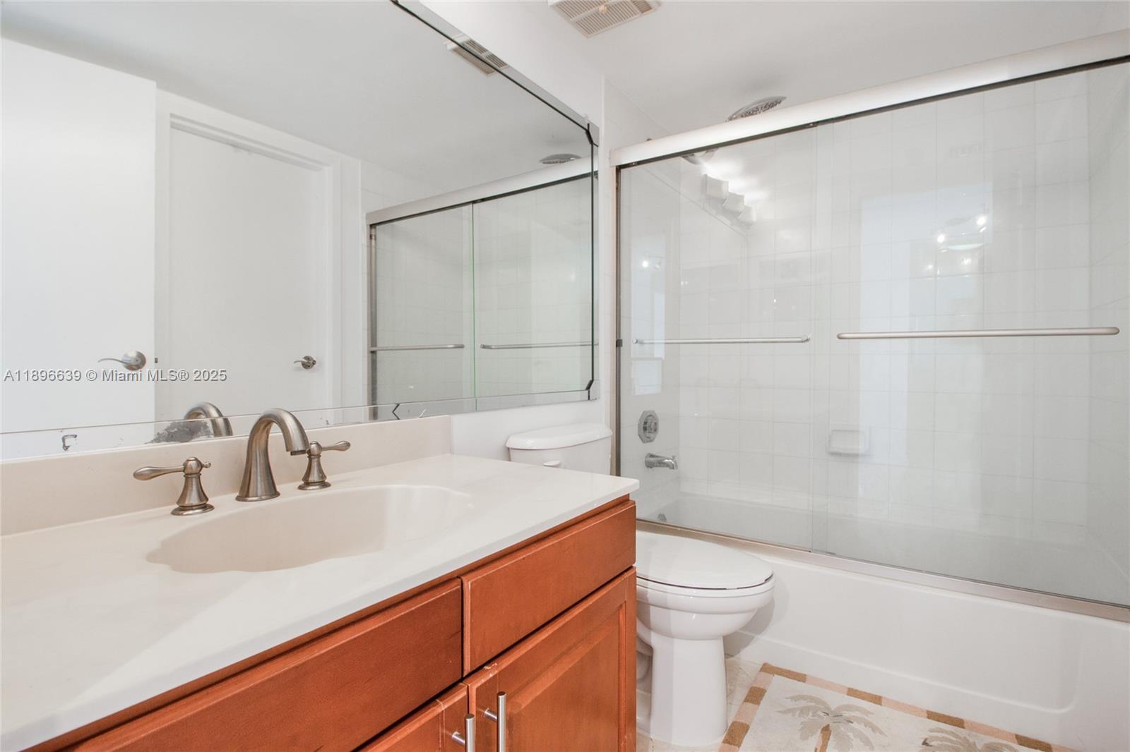 THE GRANDVIEW PALACE COND - Residential