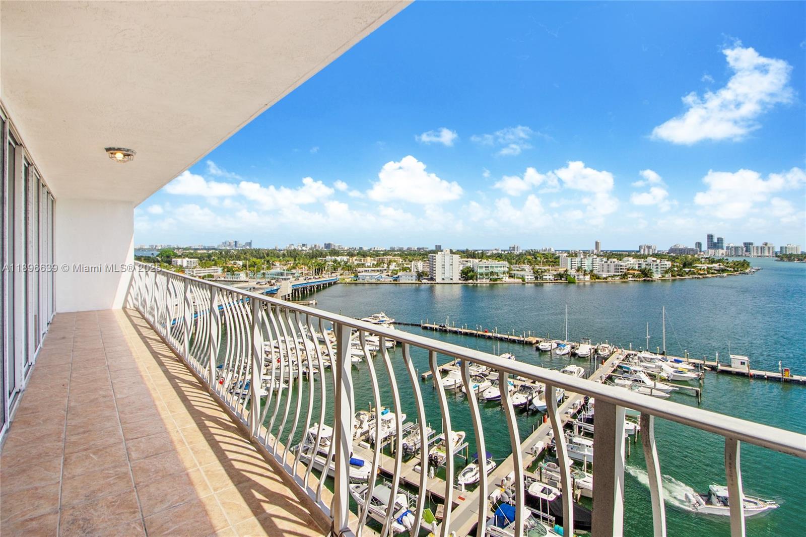 THE GRANDVIEW PALACE COND - Residential