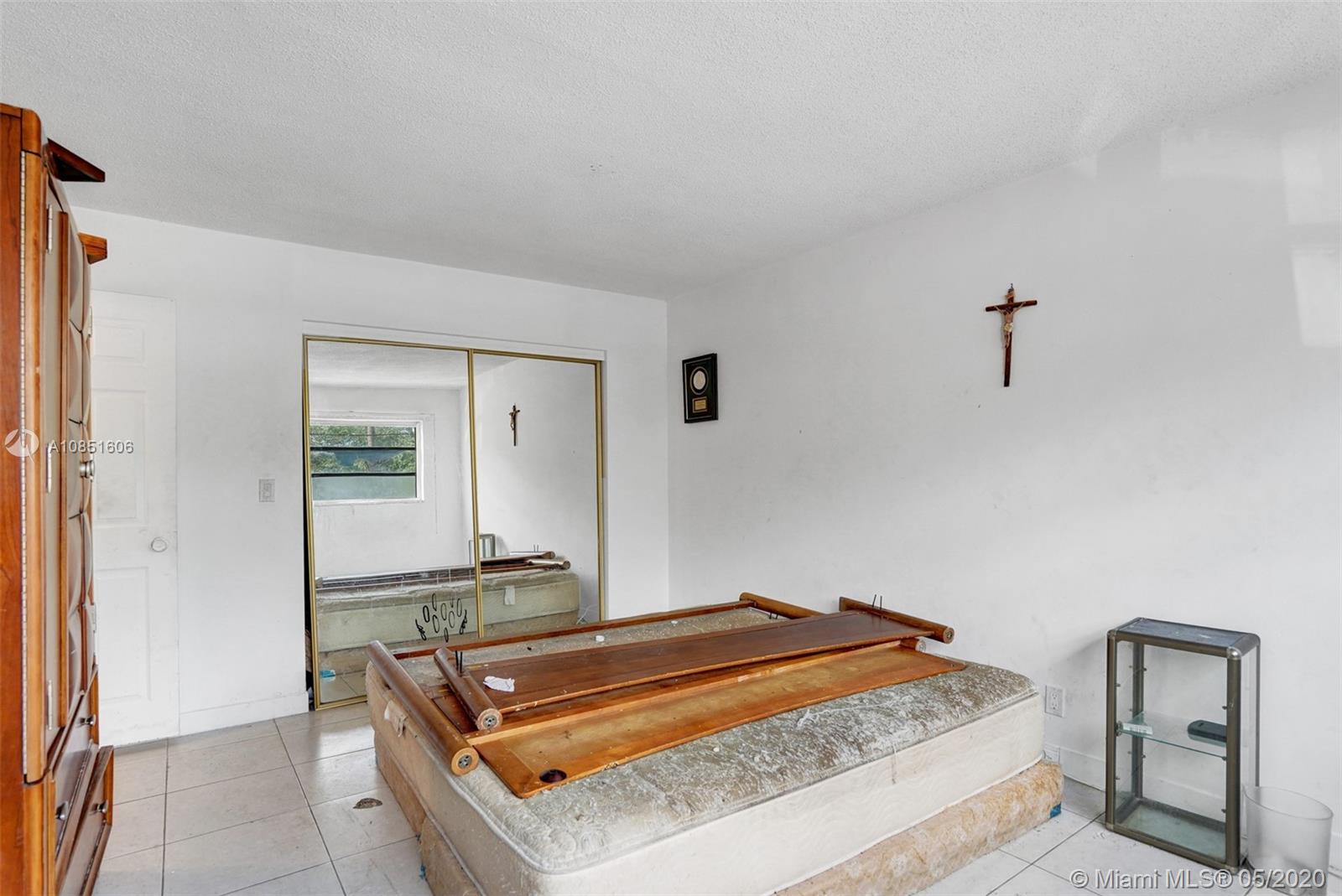 ELDORADO PLAZA WEST CONDO - Residential