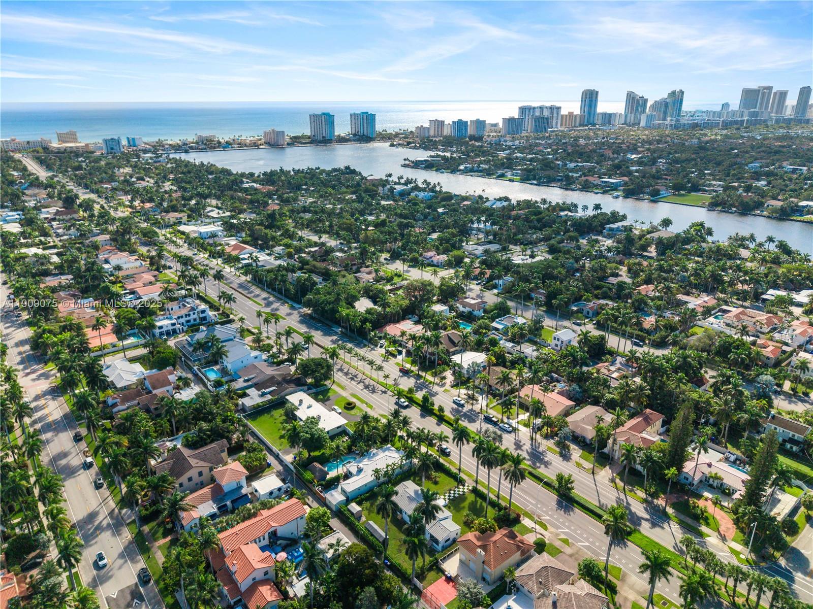 HOLLYWOOD LAKES SECTION - Residential Lease