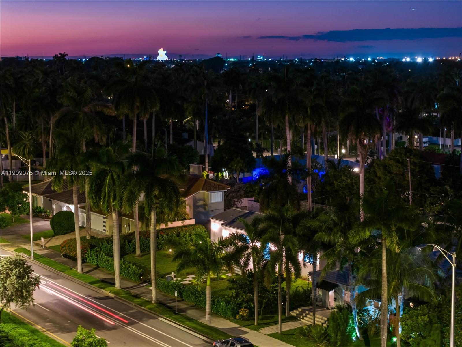 HOLLYWOOD LAKES SECTION - Residential Lease