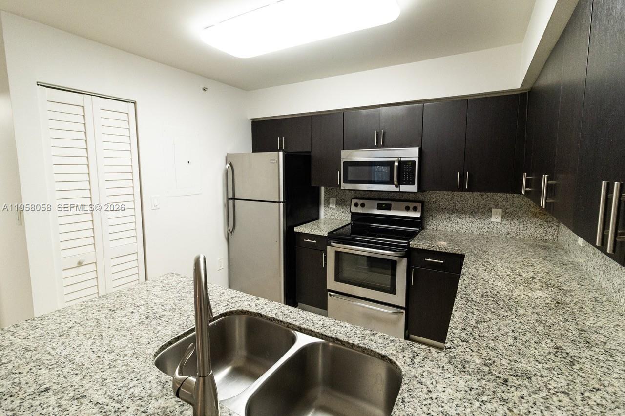 ENCLAVE AT DORAL CONDO NO - Residential Lease